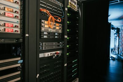 AI boom forces data centers to prioritize efficiency
