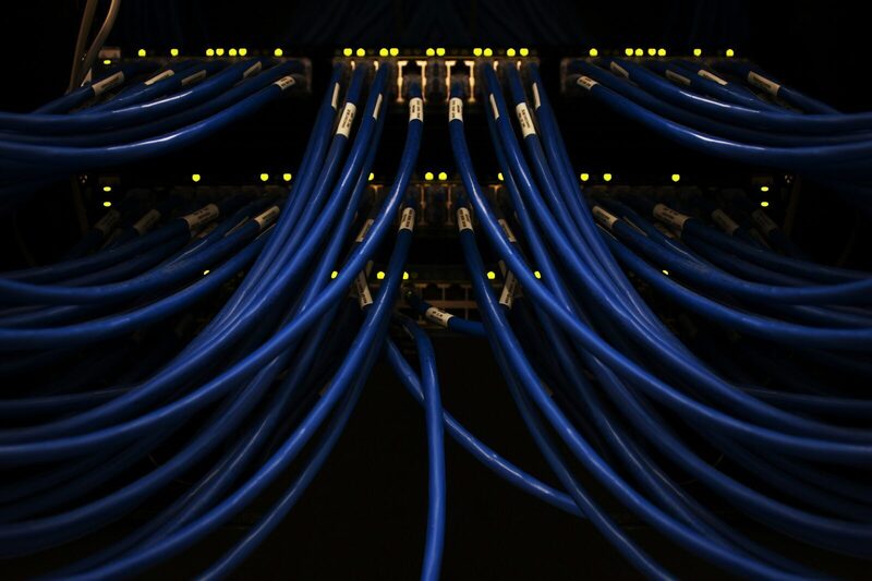 DNS resolvers flood authoritative servers with duplicate queries