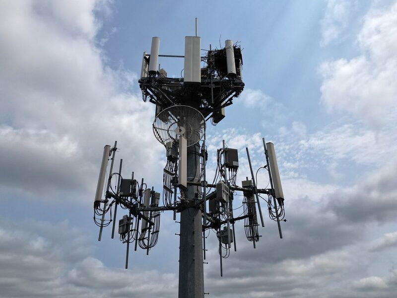 Germany halts rail traffic after nationwide GSM-R outage